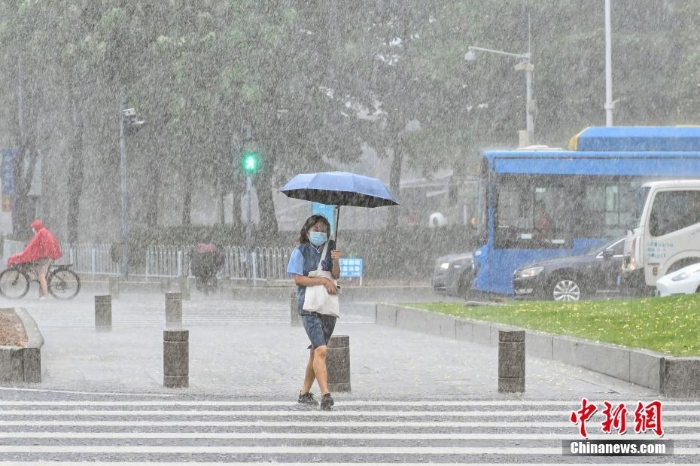 廣州遭暴雨襲擊