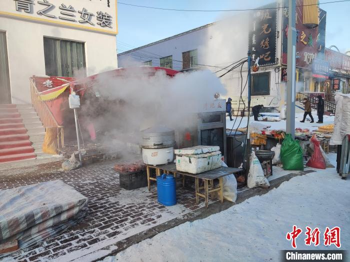 極寒天氣下的內(nèi)蒙古?！『魝愗悹枤庀缶止﹫D