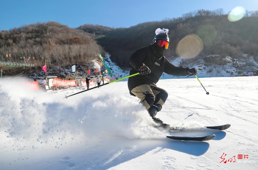 樂(lè)享冰雪 喜迎冬奧