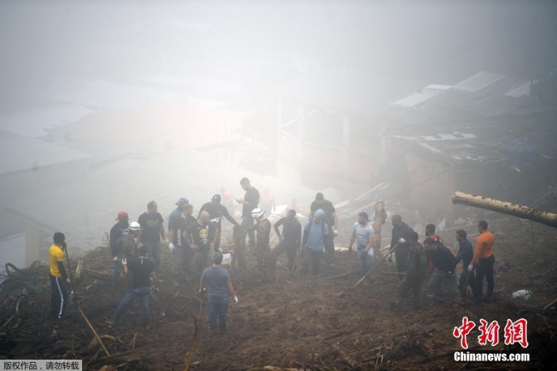 巴西里約州暴雨致死人數(shù)上升 搜救持續(xù)進(jìn)行