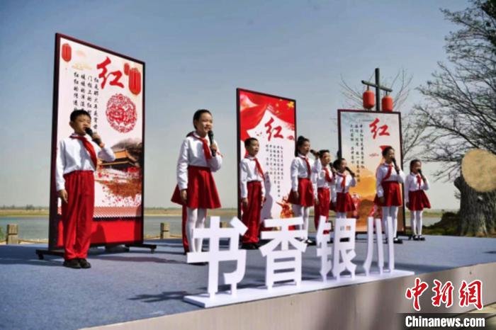 活動(dòng)現(xiàn)場?！±罹?攝
