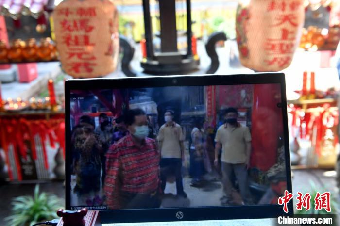 臺灣大甲鎮(zhèn)瀾宮與福州三坊七巷天后宮連線同步進行“茶幫拜媽祖”活動?！蚊?攝