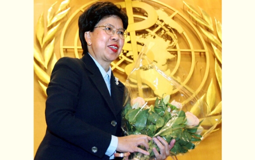 2006：陳馮富珍當選世衛(wèi)總干事