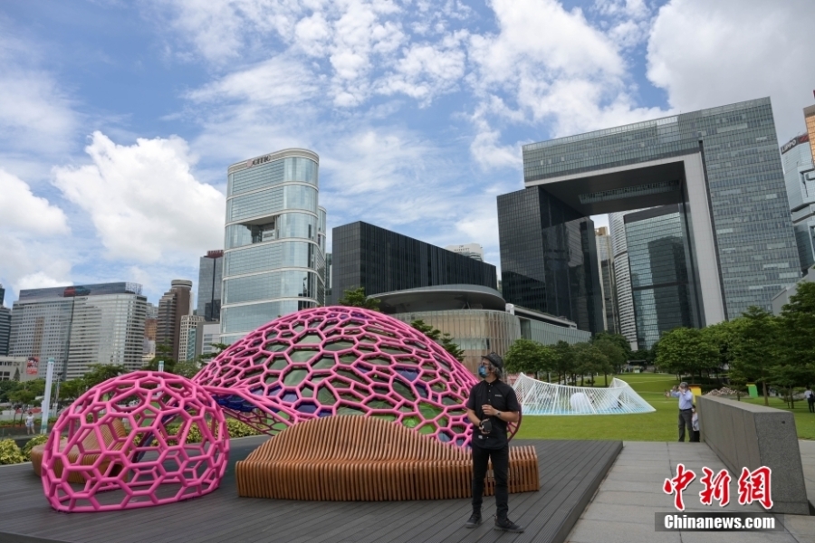 香港舉辦“藝術(shù)＠維港” 展覽慶回歸