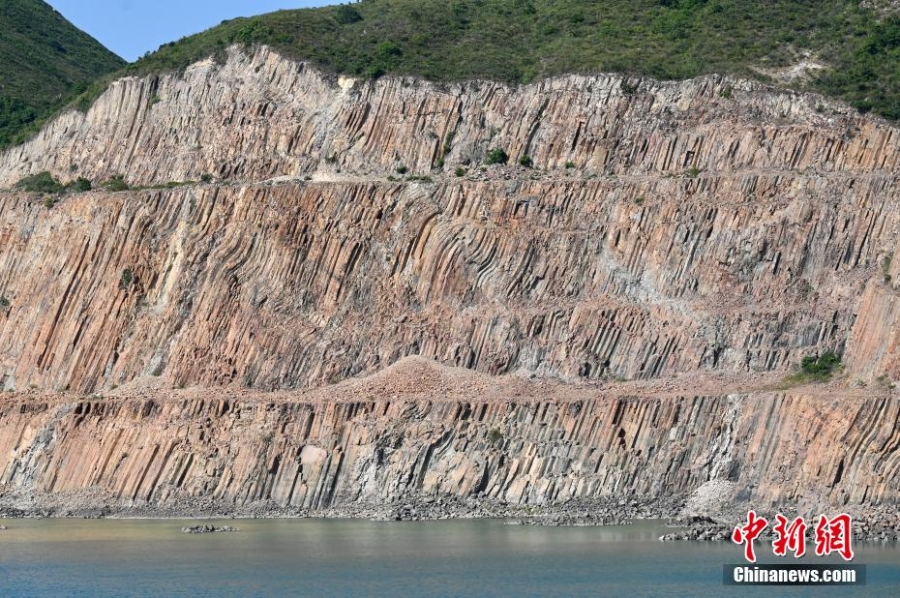 香港地質(zhì)公園早白堊世流紋質(zhì)巖柱群入選為首百個國際地科聯(lián)地質(zhì)遺產(chǎn)地