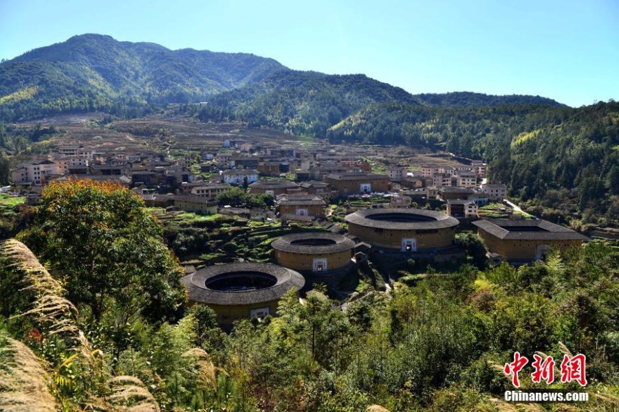 （新春走基層）探訪福建永定初溪土樓古村落