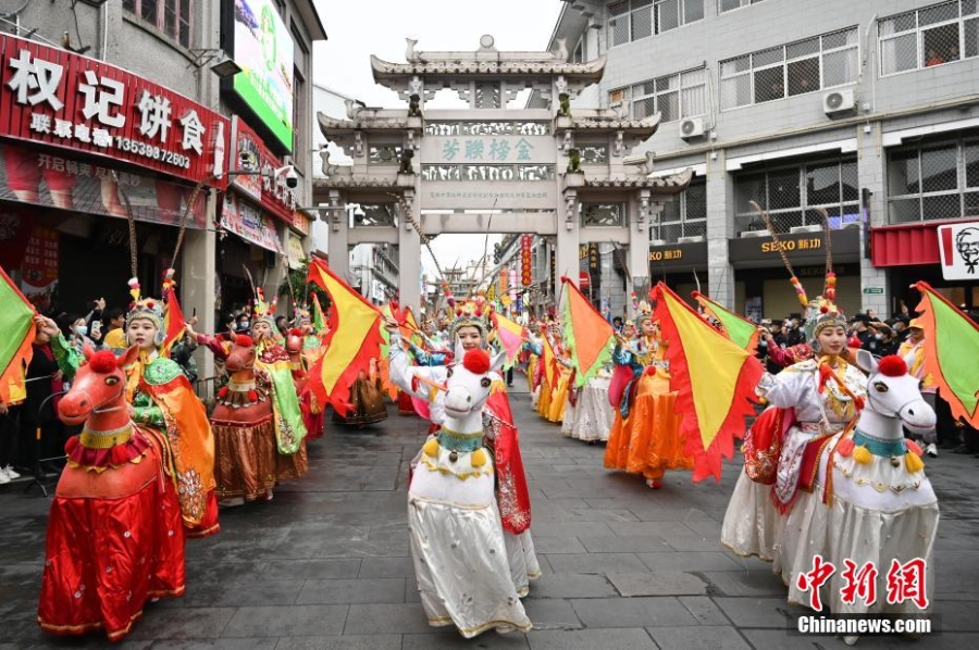 廣東潮州舉辦“青龍廟會(huì)” 多彩非遺亮相