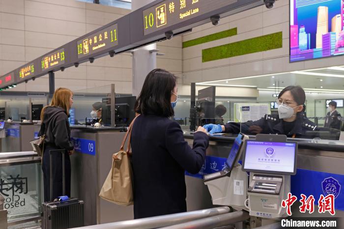 上海虹橋機場國際、港澳臺航線復航滿月客流穩(wěn)中有升