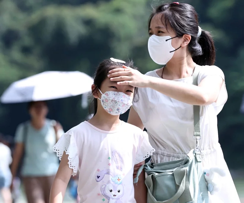 臺(tái)北、花蓮6日有機(jī)會(huì)達(dá)38度，各縣市也有36度以上高溫，另東南部也可能持續(xù)有焚風(fēng)。（圖源：臺(tái)灣《聯(lián)合報(bào)》）