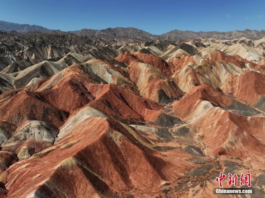 甘肅張掖七彩丹霞旅游熱度持續(xù)