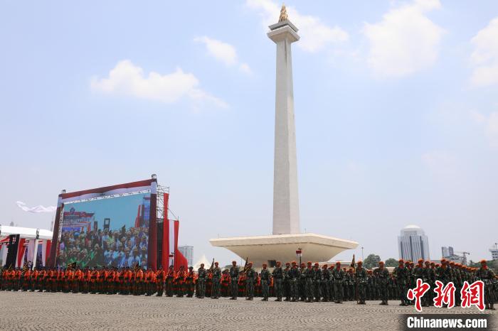 印尼：慶祝國民軍建軍78周年