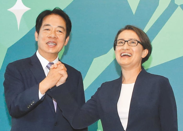 民進(jìn)黨參選人賴(lài)清德（左）20日正式宣布副手由蕭美琴（右）出任