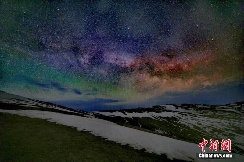 賞額爾古納冬夜里的璀璨星空