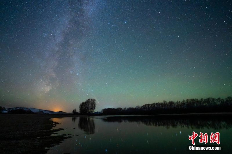 賞額爾古納冬夜里的璀璨星空